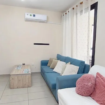 Ria Court 1 Bedroom Apartment * Λάρνακα